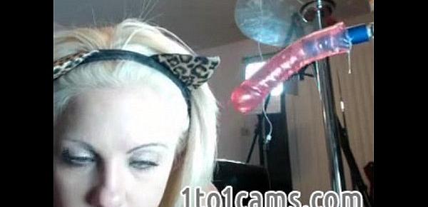  Hot blonde fuckmachine blowjob - 1to1cams.com